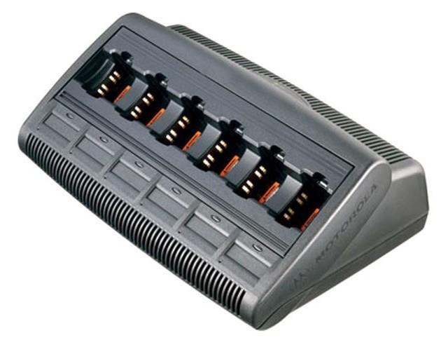 Motorola Series GP340 IMPRES Multi Unit Charger (230V UK) WPLN4188A